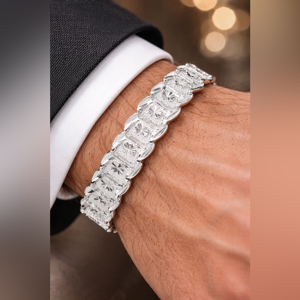 Silver Starburst Statement Link Bracelet | Bold Vintage-Inspired Wide Cuff